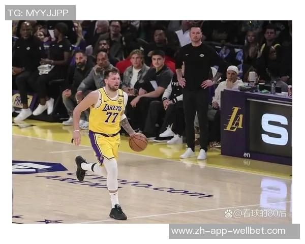 湖人对阵快船精彩直播全程回顾与赛后分析